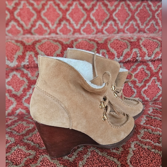 Michael Kors suede booties - Picture 4 of 9